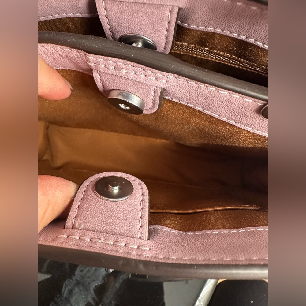COACH Mini Lane with matching wallet NWOT - Picture 5 of 10